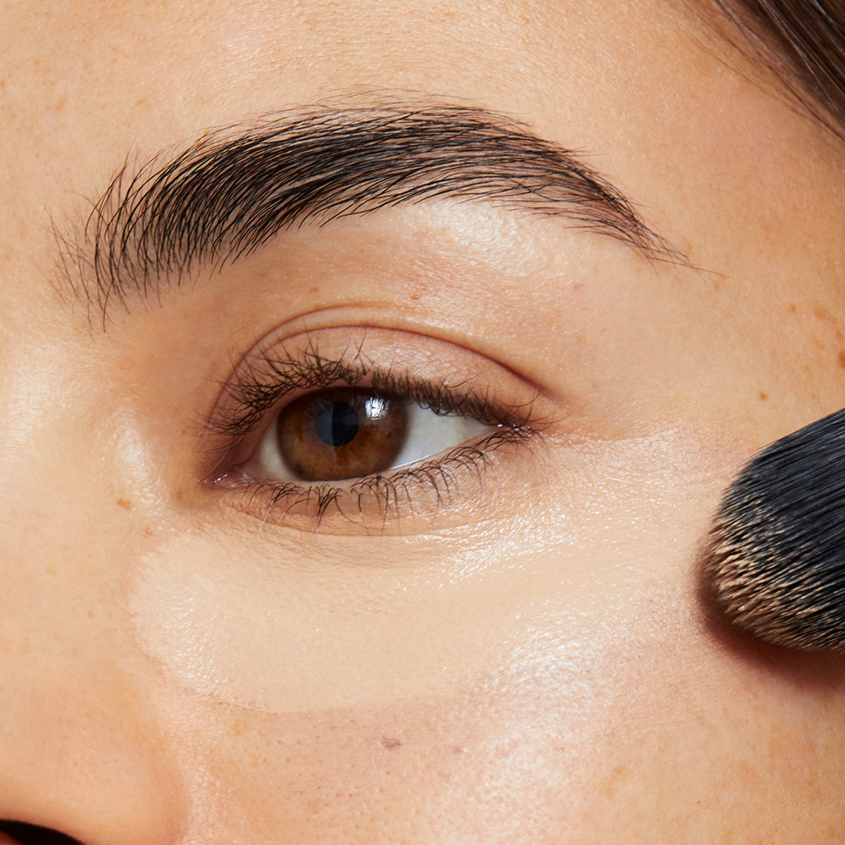 concealer coverage on model under eyes