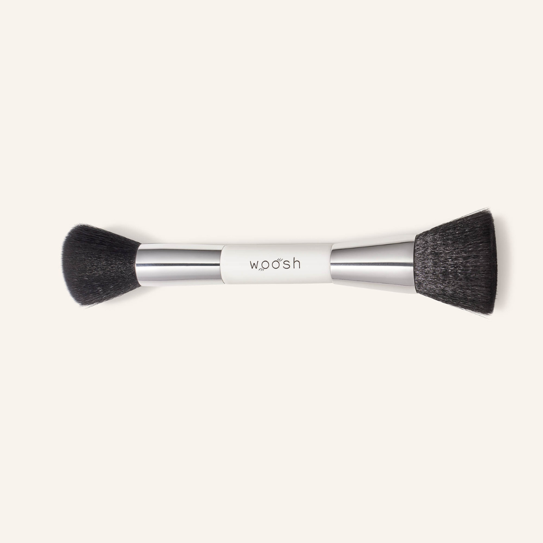 dual ended blush and blend brush. Rounded to perfectly apply blush or shimmer. Wide. fluffy, flat-topped end to evenly blend and set powder finish