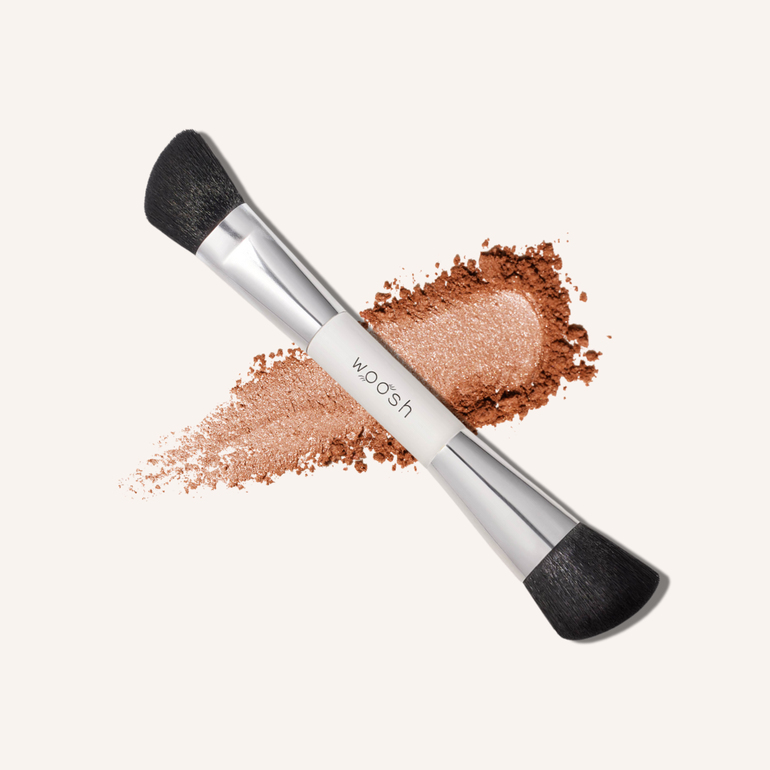 the dual ended essential contour brush with one end to highlight and one end to contour