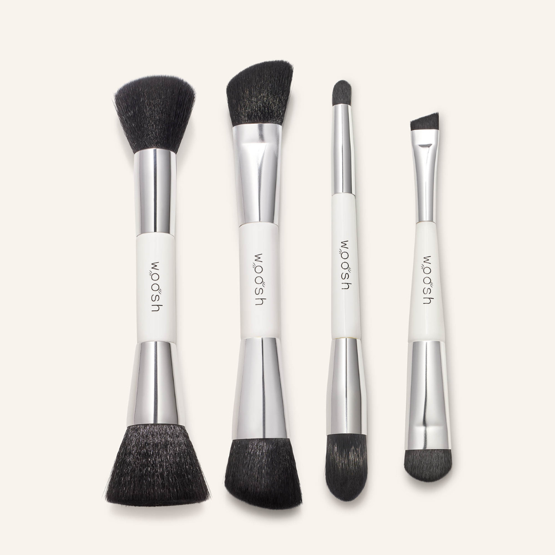 4 dual-ended essential makeup brushes in a set includes an eye brush, a concealer brush, a contour brush and a blush and blend brush, all numbered to correspond with the fold out face 