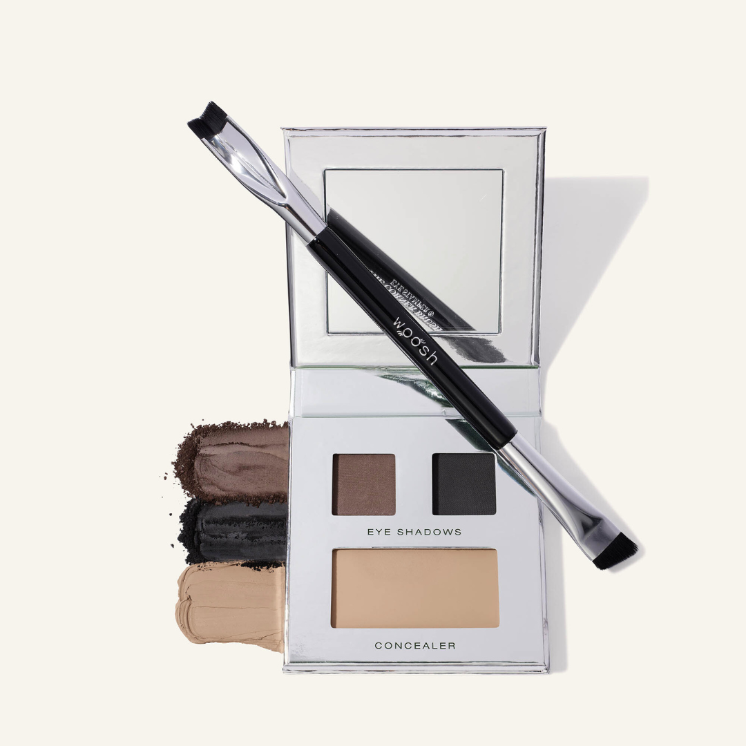 Smokey Eye Palette with two eyeshadows and one coconut concealer with the Corner Brush