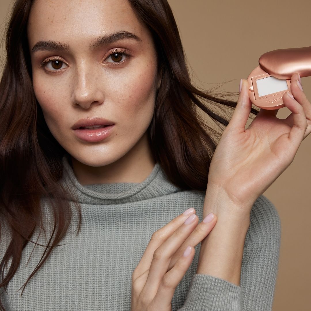 Midnight Ember Solid Fragrance with Rosestone™️