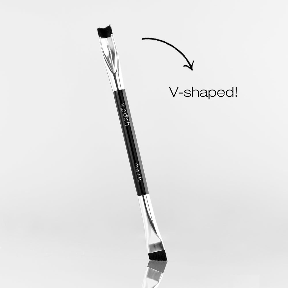 The Corner Brush Eye Stamper® VShaped Eye Shadow Brush for Smokey Eyes